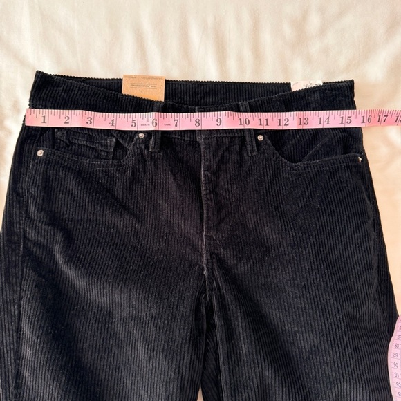Levi’s 315 Shaping Bootcut Black Corduroy Pants Size 29 - Picture 3 of 6